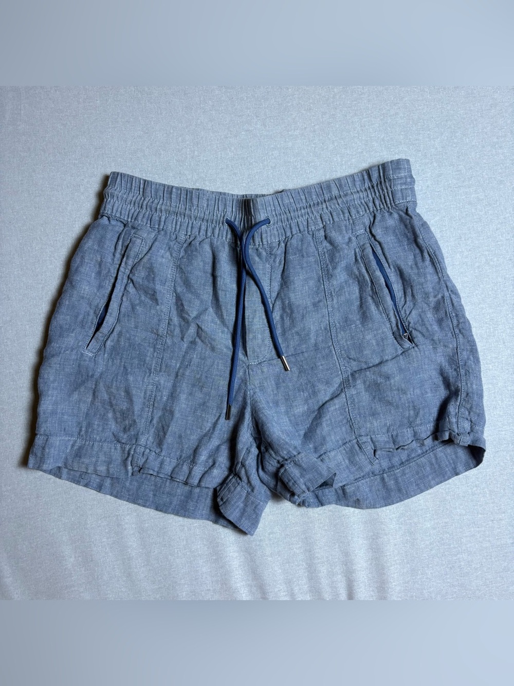 Athleta blue 100% linen shorts Size 6